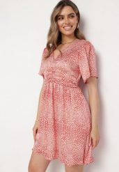 Czerwona Sukienka Rozkloszowana z Dekoltem w V Mini Tallae. Czerwone sukienki Born2be, na co dzień, m, z aplikacjami, eleganckie, bez kołnierzyka, bez ramiączek, mini, rozkloszowane. W wyprzedaży za 76.99 zł.