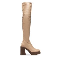 Muszkieterki DeeZee. Brązowe kozaki DeeZee, bez wzorów, bez obcasa, na słupku, bez zapięcia. Za 229.99 zł.