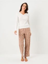 Świąteczna piżama dwuczęściowa w śnieżynki - biały. Białe piżamy Sinsay, l, bez wzorów, bez kołnierzyka, bez ramiączek. Za 49.99 zł.