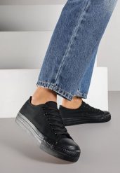 Czarne Trampki Vices na Grubszej Podeszwie pod Kostkę Tilomea. Czarne trampki Born2be, bez wzorów, z jeansu, eleganckie, bez zapięcia. Za 49.99 zł.