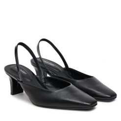 Sandały Calvin Klein. Czarne sandały Calvin Klein, bez wzorów, bez obcasa, na słupku, bez zapięcia. Za 699.99 zł.