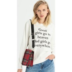Bluza z hasłem - Kremowy. Bluzy marki Sinsay. Za 39.99 zł.
