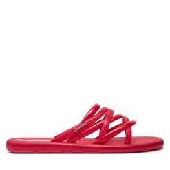 Klapki Ipanema. Czerwone klapki Ipanema, bez wzorów, bez obcasa, bez zapięcia. Za 99.99 zł.
