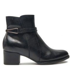 Botki Tamaris. Czarne botki Tamaris, bez wzorów, bez obcasa, na słupku, bez zapięcia. Za 329.99 zł.