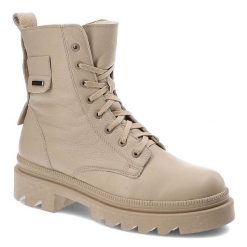 Botki damskie Pollonus, z naturalnej skóry licowej sznurowane dla dopasowania na solidnej traktorowej podeszwie, waniliowe, 5-1447-005. Brązowe botki Pollonus, bez wzorów, ze skóry, bez obcasa, bez zapięcia. Za 349.00 zł.