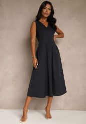 Granatowa Rozkloszowana Sukienka z Dekoltem w Kształcie Litery V Agilia. Niebieskie sukienki Renee, na spacer, l, bez wzorów, bez kołnierzyka, bez ramiączek, midi, rozkloszowane. Za 179.99 zł.