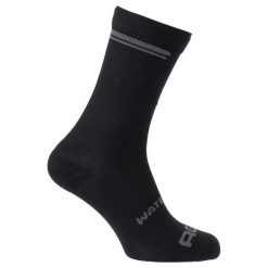 Wodoszczelne skarpetki rowerowe z wełną merino czarne. Czarne skarpetki AGU, bez wzorów, z materiału. Za 382.95 zł.
