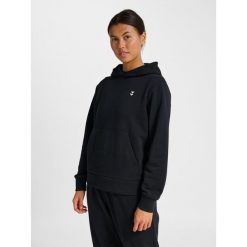 Bluza damska z kapturem Hummel Pulse. Czarne bluzy Hummel, bez wzorów, bez ramiączek, z kapturem. Za 165.00 zł.