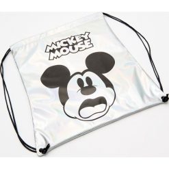 Holograficzny plecak Mickey Mouse - Wielobarwn. Plecaki House. W wyprzedaży za 19.99 zł.