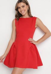 Czerwona Taliowana Sukienka z Odkrytymi Plecami Florreti. Czerwone sukienki Born2be, l, bez wzorów, bez kołnierzyka, bez ramiączek, mini, dopasowane. Za 179.99 zł.