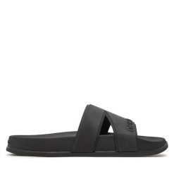 Klapki New Balance. Czarne klapki New Balance, bez wzorów, sportowe, bez obcasa, bez zapięcia. Za 99.99 zł.