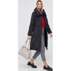 Dkny torebka skórzana kolor szary. Szare shopper bag DKNY, bez wzorów, na ramię, bez dodatków. W wyprzedaży za 999.90 zł.