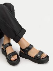 G-Star Raw Sandały CEO-WI16-AVA-04 Czarny. Czarne sandały G-Star, bez wzorów, ze skóry, retro, bez obcasa, na płaskiej podeszwie, bez zapięcia. Za 173.99 zł.