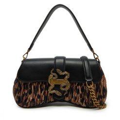 Torebka Just Cavalli. Czarne torebki klasyczne Just Cavalli, bez wzorów, klasyczne, bez dodatków. Za 639.99 zł.