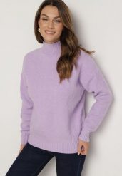 Fioletowy Sweter Golf z Ozdobnym Tłoczeniem Zakończony Ściągaczem Melodiea. Fioletowe swetry Born2be, na zimę, bez wzorów, bez ramiączek. W wyprzedaży za 84.99 zł.