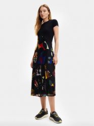 Desigual Sukienka codzienna MONSIEUR CHRISTIAN LACROIX Lin 24SWVK47 Czarny Regular Fit. Czarne sukienki Desigual, na co dzień, xs, bez wzorów, z syntetyku, bez kołnierzyka, bez ramiączek, proste. Za 319.99 zł.