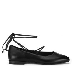 Baleriny Lasocki. Czarne baleriny Lasocki, bez wzorów, bez obcasa, bez zapięcia. Za 159.99 zł.