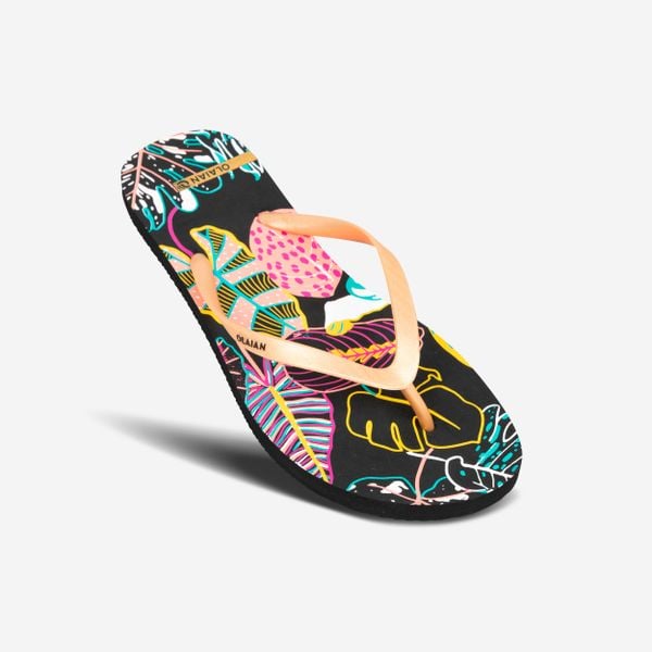 Japonki damskie Decathlon 120 Cala. Czarne japonki Decathlon, bez wzorów, z materiału. Za 24.99 zł.
