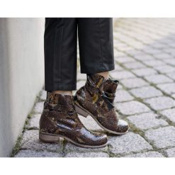 Botki z kokardą - skóra naturalna - model 458 - kolor kolorowy wąż (40). Białe botki Zapato, z aplikacjami, z jeansu, eleganckie, z okrągłym noskiem, bez obcasa, na płaskiej podeszwie, bez zapięcia. W wyprzedaży za 359.10 zł.