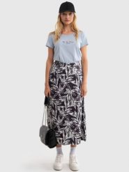 Spódnica damska midi z modalu z motywem kwiatowym czarna Kareni 906. Czarne spódnice BIG STAR, na co dzień, l, bez wzorów, z materiału, eleganckie, midi, proste. W wyprzedaży za 129.99 zł.
