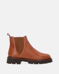 BRĄZOWE SZTYBLETY ZE SKÓRY B-MSC-99 NEW TAN. Brązowe botki Venezia, bez wzorów, ze skóry, bez obcasa, bez zapięcia. Za 289.00 zł.