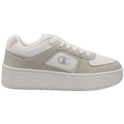 Buty Champion Foul Play PLat Velour Low Cut S11702 ES002 beżowy. Brązowe buty treningowe bez wzorów, ze skóry, bez zapięcia. Za 367.58 zł.