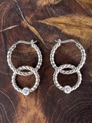 Eclat d'Argent Srebrne kolczyki-kreole rozmiar: onesize. Szare kolczyki Eclat d'Argent, z cyrkonią, srebrne. Za 173.99 zł.