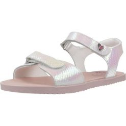 Sandały PABLOSKY 453100P Biały. Białe sandały Pablosky, bez wzorów, ze skóry, sportowe, bez obcasa, bez zapięcia. Za 267.99 zł.