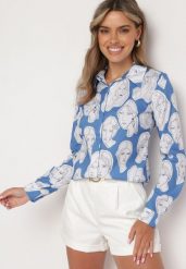 Niebieska Koszula z Artystycznym Nadrukiem Twarzy Dremelia. Niebieskie koszule Born2be, m, bez wzorów, eleganckie, bez kołnierzyka, bez ramiączek. W wyprzedaży za 67.99 zł.