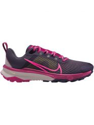 Nike Buty "Terra Kiger 9" w kolorze fioletowym do biegania rozmiar: 40,5. Różowe buty do biegania Nike, bez wzorów, z materiału, bez zapięcia, do biegania. Za 441.31 zł.
