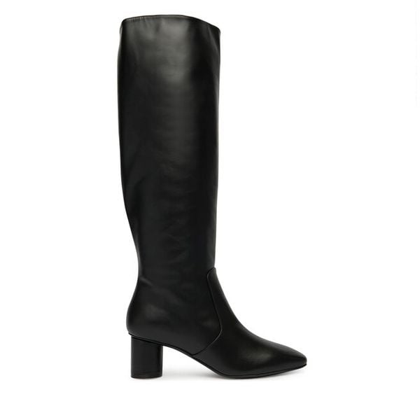 Kozaki Pollini. Czarne kozaki Pollini, bez wzorów, bez obcasa, na słupku, bez zapięcia. Za 2,799.00 zł.