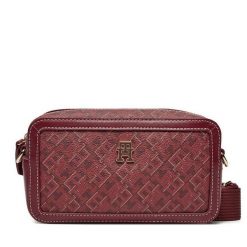 Torebka Tommy Hilfiger. Czerwone listonoszki Tommy Hilfiger, bez wzorów, bez dodatków. Za 799.99 zł.