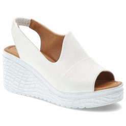 Sandały damskie Artiker, cholewka ze skóry naturalnej licowej wsuwany fason na koturnie, białe, 58C2038. Białe sandały Artiker, bez wzorów, ze skóry, bez obcasa, na koturnie, bez zapięcia. Za 269.00 zł.
