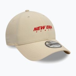 Czapka z daszkiem New Era NE Tech 9Forty. Brązowe czapki z daszkiem New Era, bez wzorów. Za 129.99 zł.