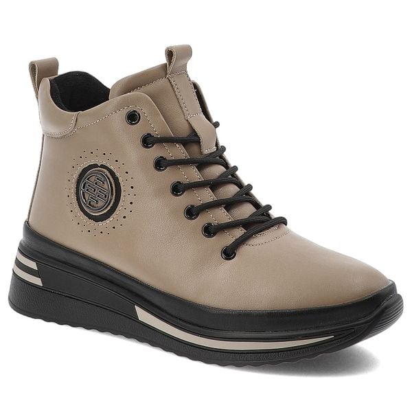 Beżowe Botki Filippo Modne Obuwie Damskie. Brązowe buty treningowe Filippo, bez wzorów, ze skóry ekologicznej, bez zapięcia. Za 220.99 zł.