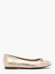 Platynowe baleriny z kokardą. Szare baleriny Ryłko, bez wzorów, ze skóry, z okrągłym noskiem, bez obcasa, na płaskiej podeszwie, bez zapięcia. W wyprzedaży za 179.99 zł.