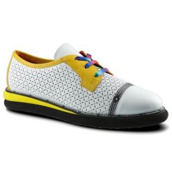 Półbuty damskie Lanqier, wykonane z materiału o gładkiej powierzchni z drobną perforacją z kontrastowymi elementami przy sznurowaniu, białe, 46C2338. Białe półbuty wsuwane Lanqier, bez wzorów, ze skóry, bez obcasa. Za 269.00 zł.