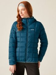 Regatta Kurtka pikowana "Asper" w kolorze morskim rozmiar: 38. Zielone kurtki Regatta, bez wzorów, bez kaptura. Za 201.08 zł.