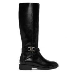 Kozaki Nine West. Czarne kozaki Nine West, bez wzorów, bez obcasa, na płaskiej podeszwie, bez zapięcia. Za 329.99 zł.