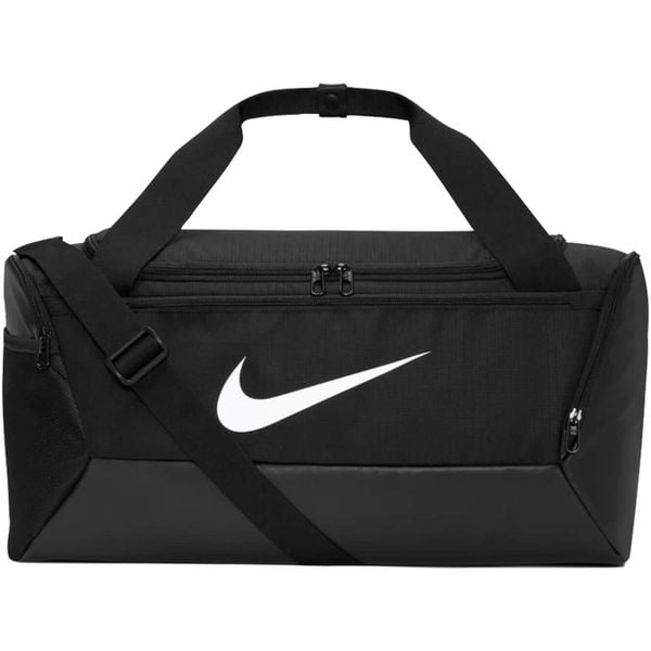 Torba sportowa unisex Nike Brasilia 95. Czarne torby sportowe Nike, bez wzorów, z materiału. Za 149.99 zł.