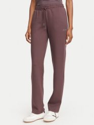 Guess Spodnie dresowe V6YB25 K4803 Brązowy Regular Fit. Brązowe spodnie dresowe Guess, z aplikacjami, z dresówki. Za 344.99 zł.