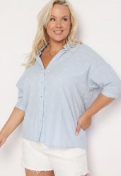 Jasnoniebieska Bawełniana Koszula z Krótkim Rękawem w Ozdobne Kropki Tinasenna. Niebieskie koszule Born2be, plus size, bez wzorów, z bawełny, biznesowe, bez kołnierzyka, plus size, bez ramiączek. Za 99.99 zł.
