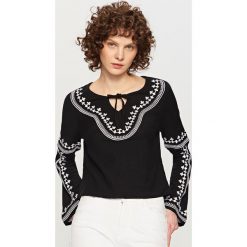 Bluzka z szerokimi rękawami - Czarny. Bluzki marki Reserved. W wyprzedaży za 49.99 zł.