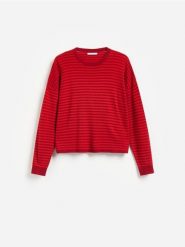 Sweter w paski - czerwony. Czerwone swetry Reserved, l, bez wzorów, z dzianiny, bez ramiączek. Za 109.99 zł.