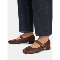 Baleriny U.S. Polo Assn. Brązowe baleriny U.S. Polo Assn., bez wzorów, bez obcasa, bez zapięcia. Za 299.99 zł.