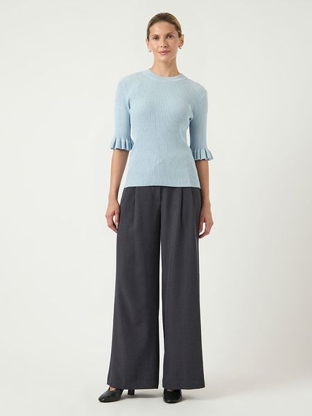 YAS Sweter "Mikla" w kolorze błękitnym rozmiar: XS. Niebieskie swetry YAS, xs, bez wzorów, bez ramiączek. Za 96.37 zł.