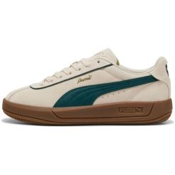 Buty sportowe Puma Club Klassika Sd. Czerwone buty treningowe Puma, bez wzorów, z materiału, bez zapięcia. Za 490.00 zł.