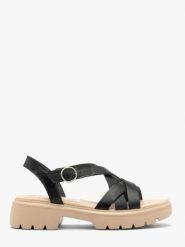 Czarne sandały damskie z platformą. Czarne sandały Ryłko, bez wzorów, ze skóry, eleganckie, bez obcasa, na platformie, bez zapięcia. W wyprzedaży za 229.99 zł.