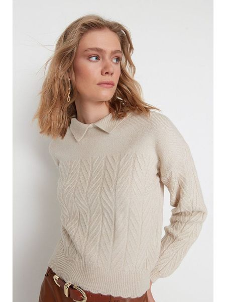 Trendyol Sweter w kolorze kremowym rozmiar: S. Brązowe swetry Trendyol, s, bez wzorów, ze splotem, bez ramiączek. Za 97.96 zł.