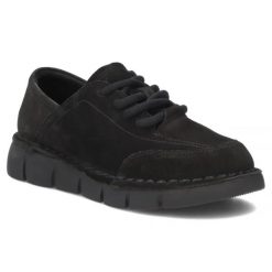 Skórzane półbuty damskie szerokie czarne Filippo DP8180/26. Czarne półbuty wsuwane Filippo, bez wzorów, ze skóry, bez obcasa. Za 219.99 zł.